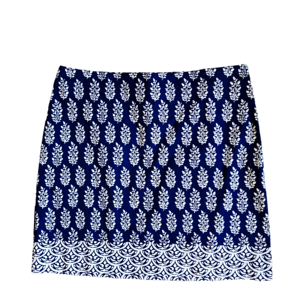 NWT TALBOTS Size 16 Petite pencil skirt. Navy & white.